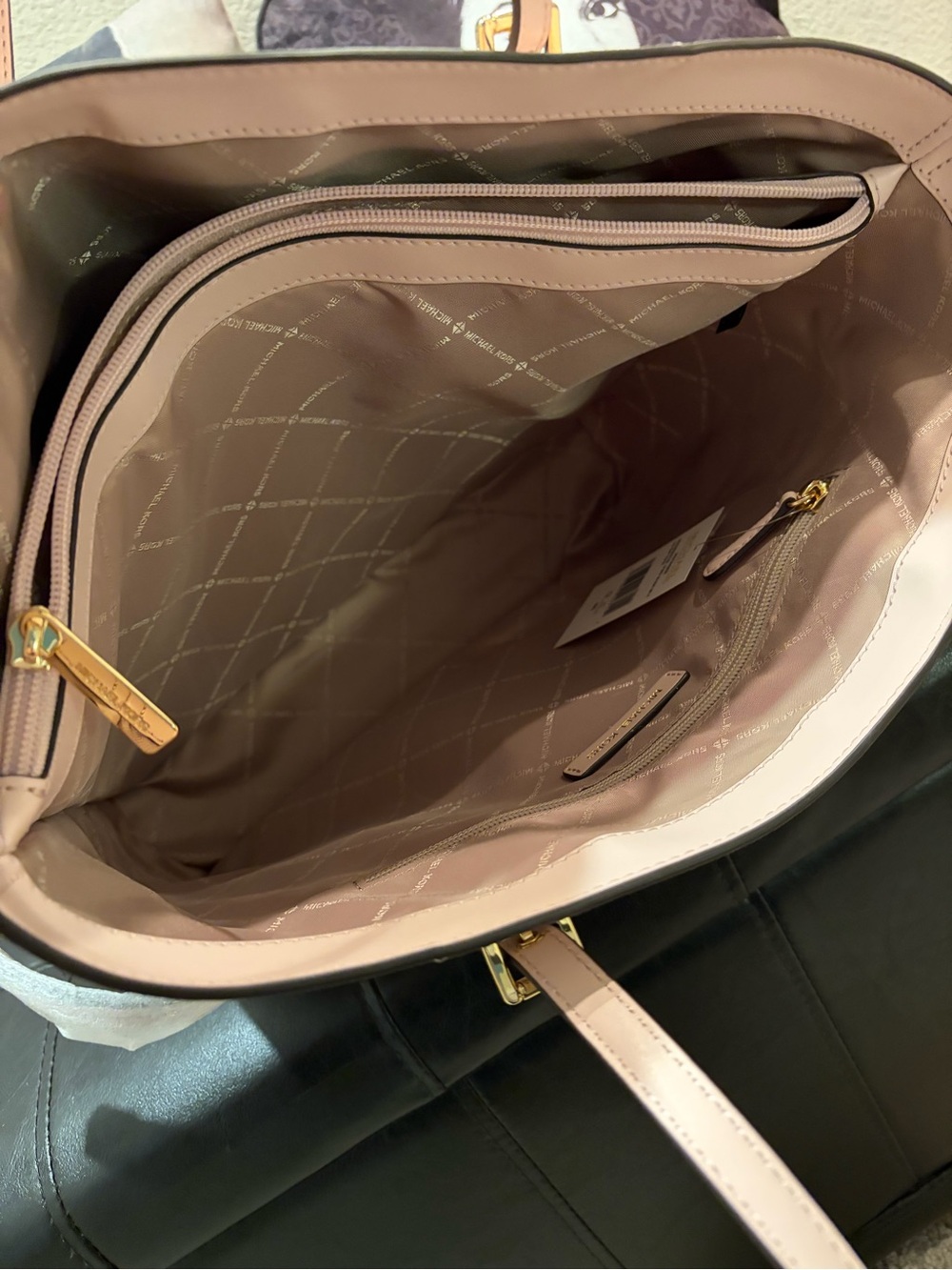 Michael Kors Blush Pink Signature Tote with Gold Hardware - Picture 4 of 6